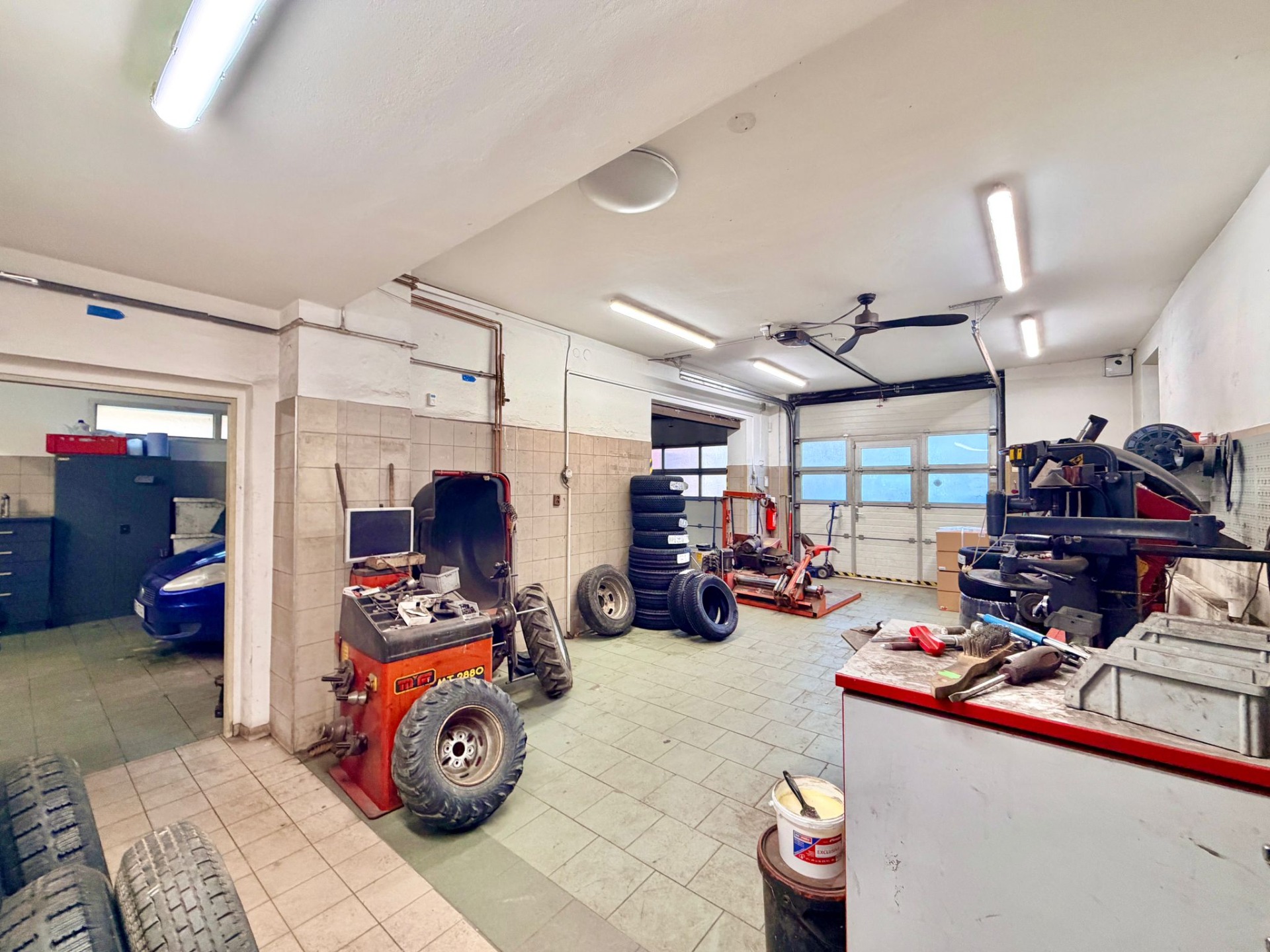 Zarezervujte si svůj termín na výměnu pneumatik.